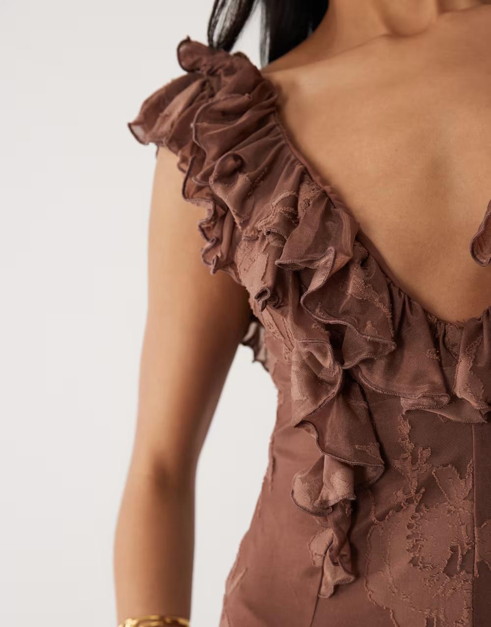 BRĄZOWA MAXI SUKIENKA V-NECK