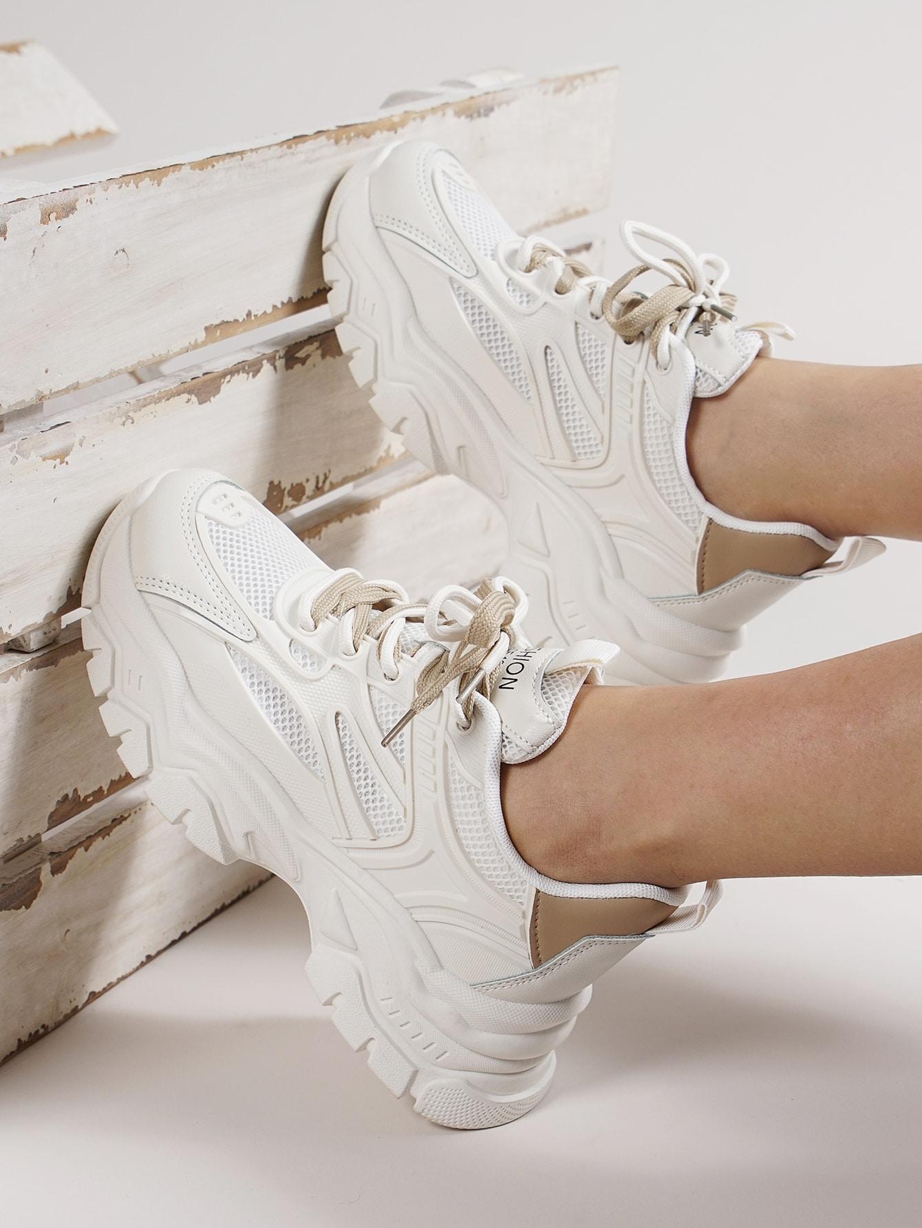 BUTY SPORTOWE SZNUROWANE 