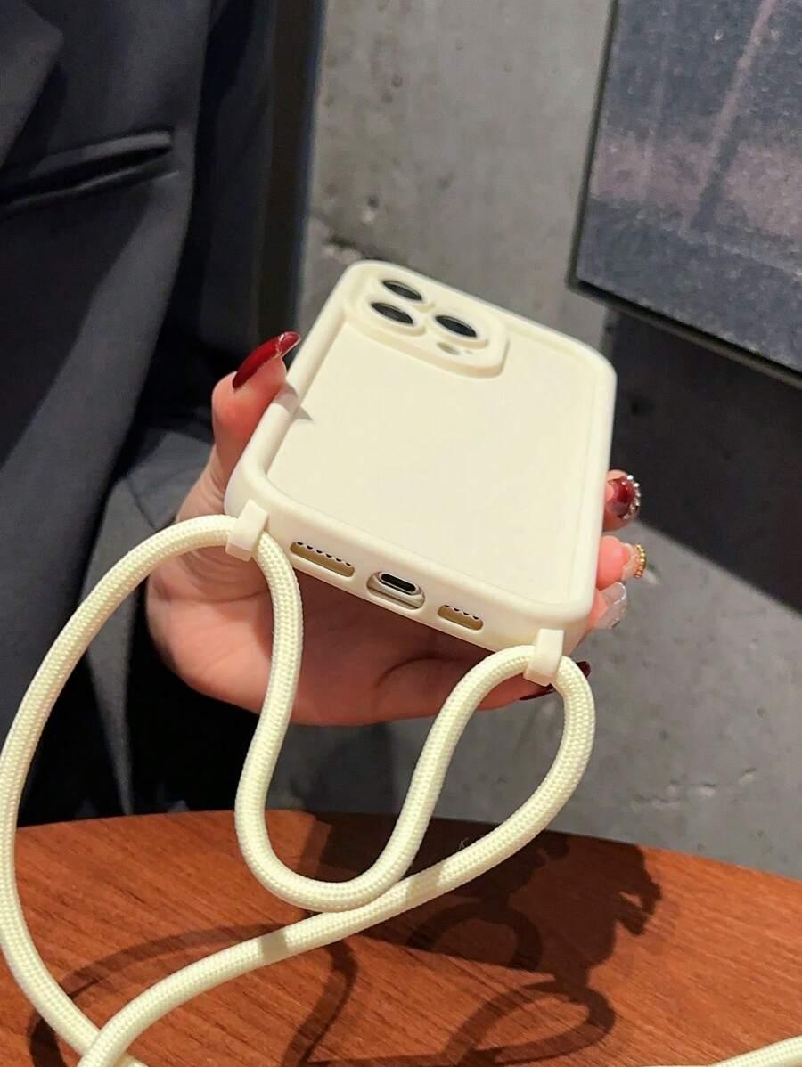 beżowe etui na telefon iPhone 12