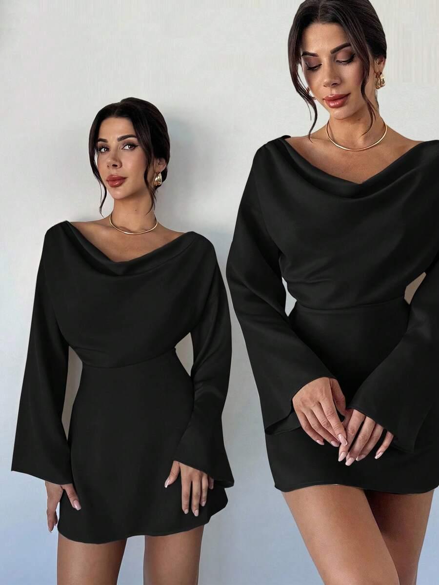 CZARNA MINI SUKIENKA
