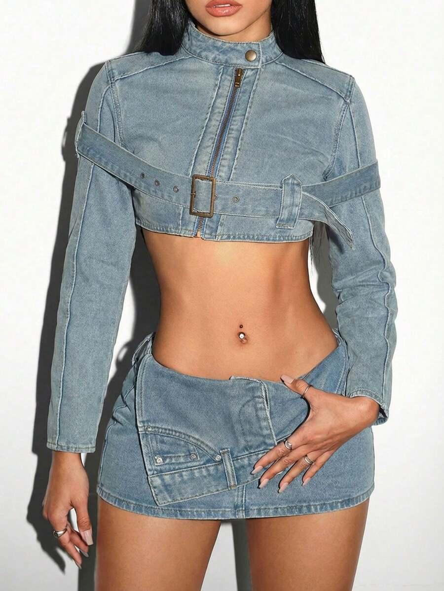 niebieska kurtka jeans 