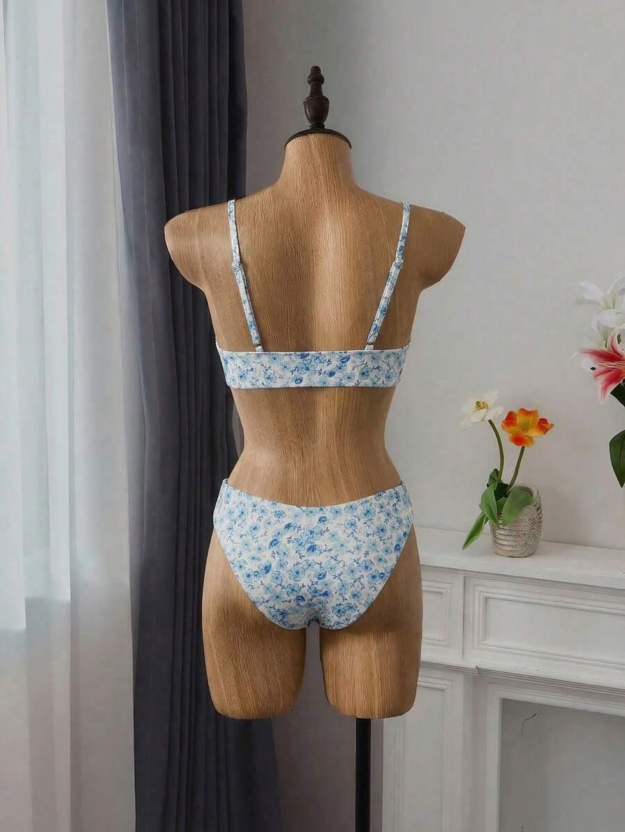 DÓŁ OD BIKINI