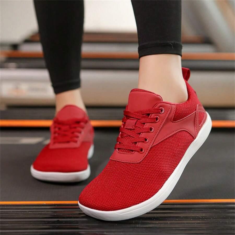 sznurowane buty sportowe 