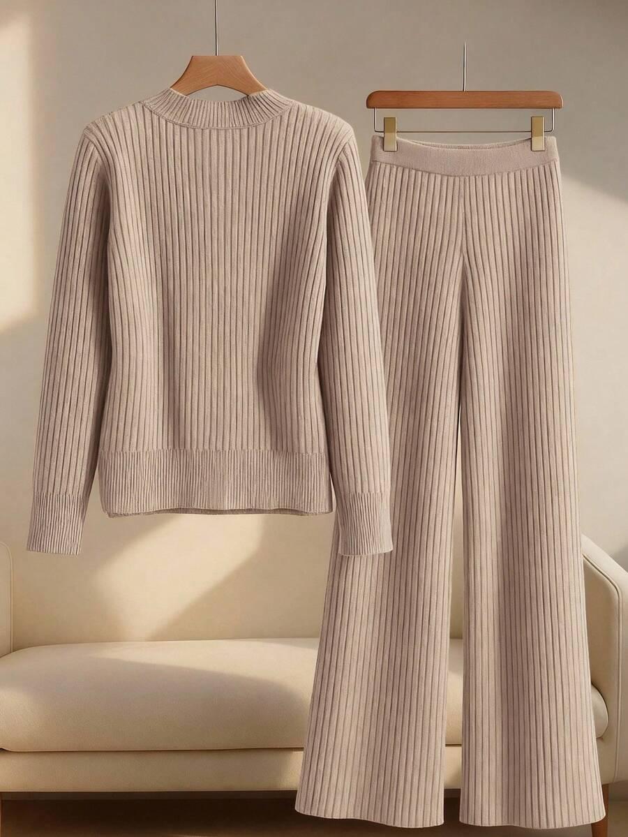 KOMPLET SWETER SPODNIE