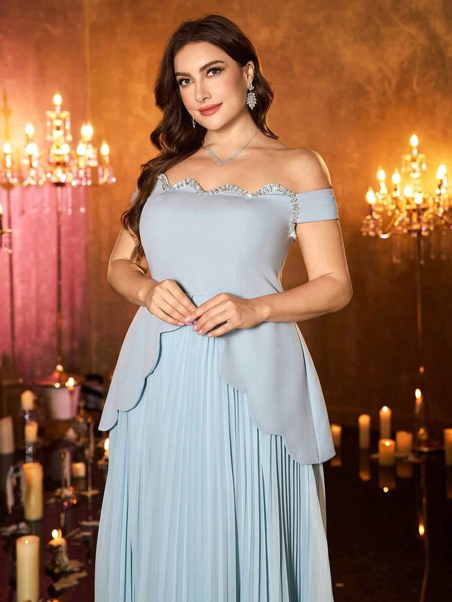 niebieska maxi sukienka