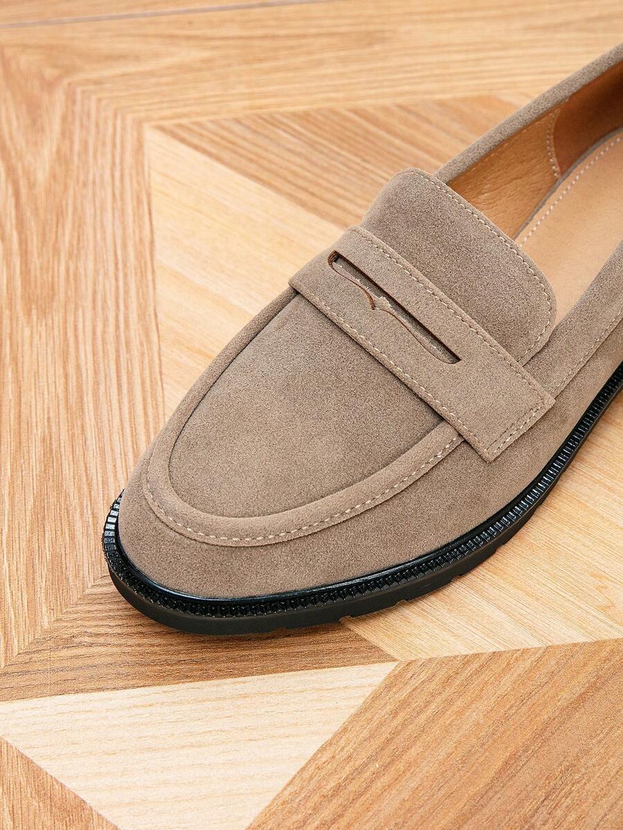 brązowe mokasyny casual