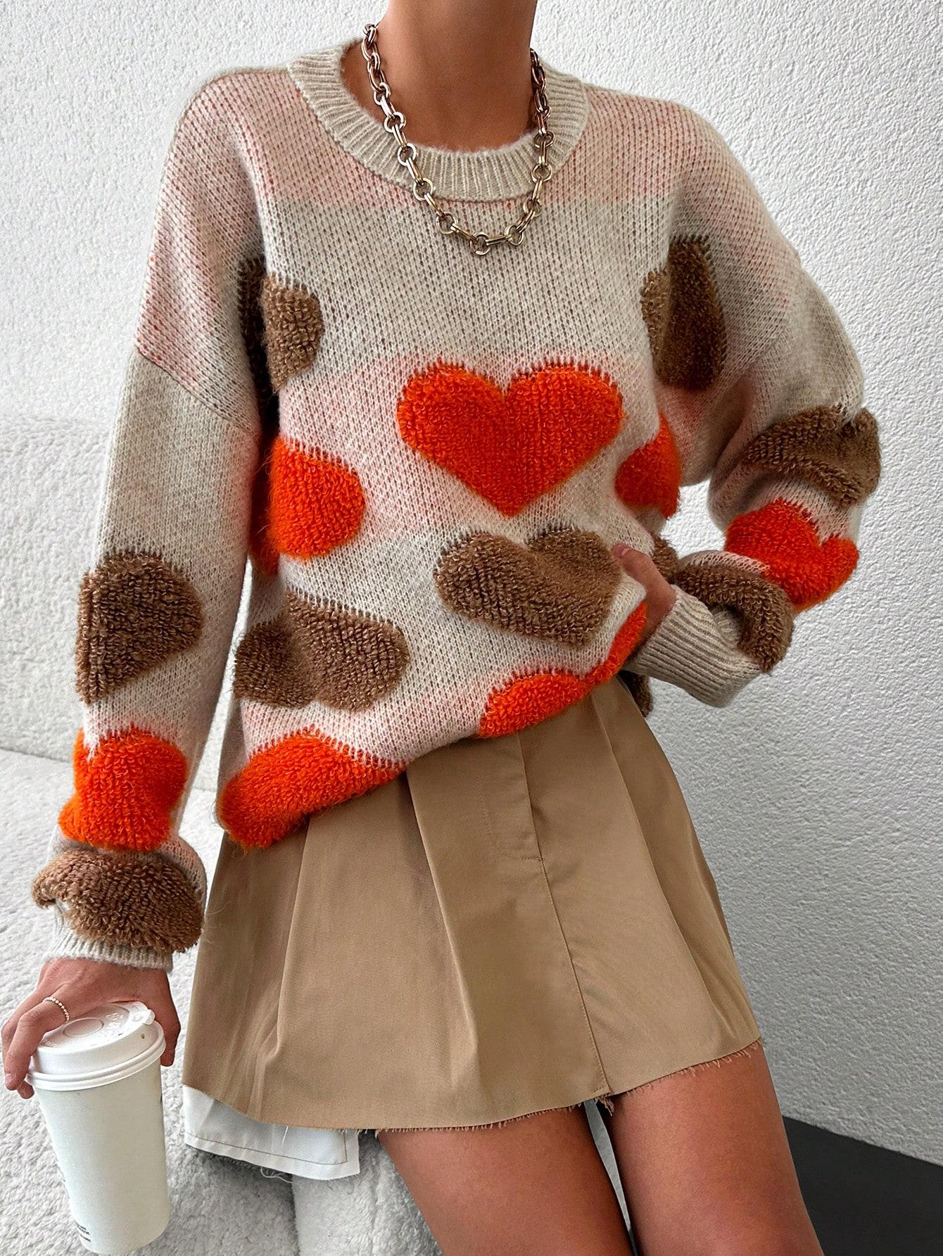 SWETER Z NADRUKIEM SERCA
