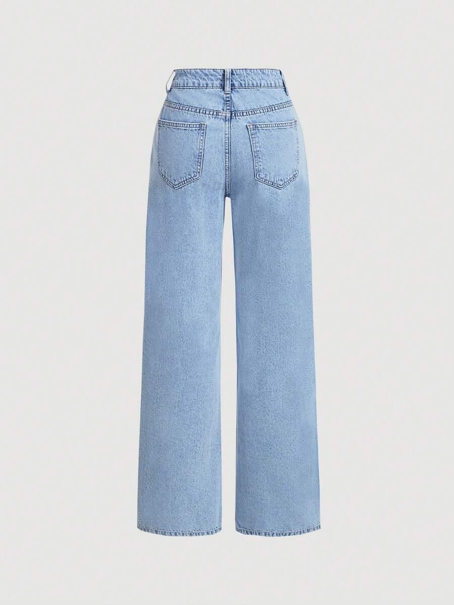 niebieskie spodnie jeans 
