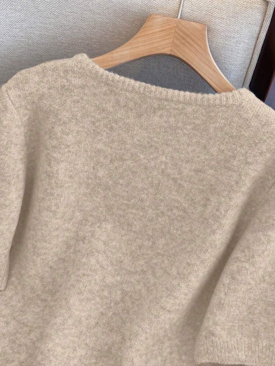 BEŻOWY SWETER Z KRÓTKIM RĘKAWEM