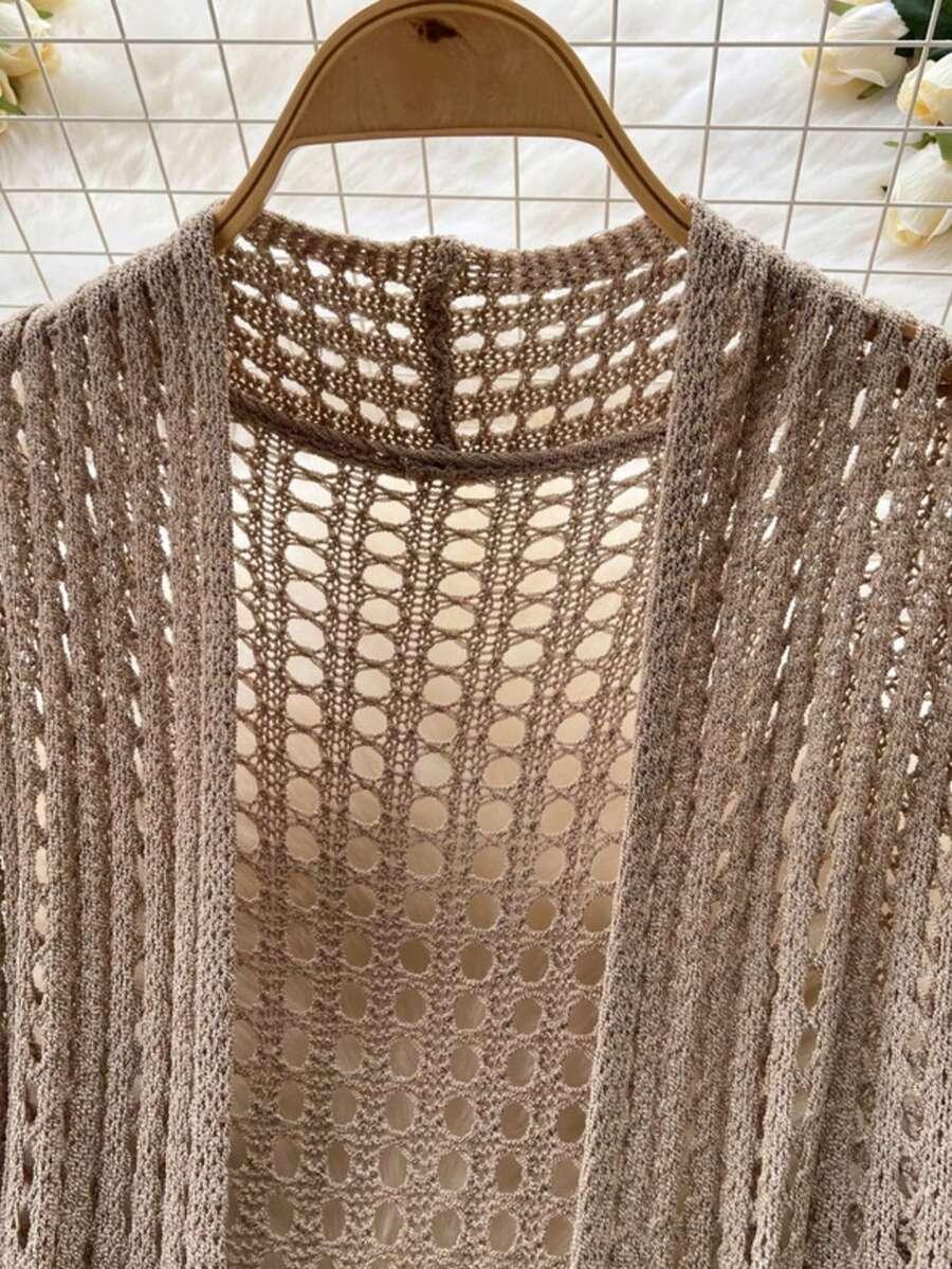 beżowy sweter narzutka