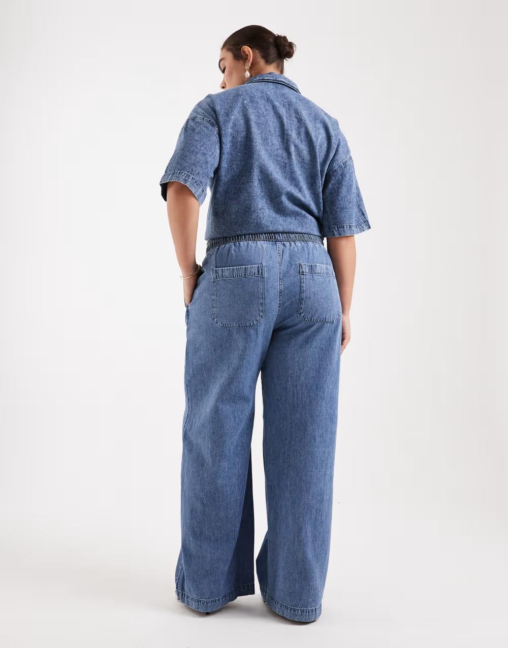 niebieskie spodnie jeans wiązanie