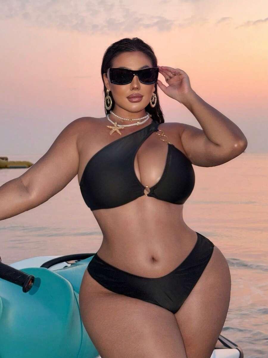 czarna góra od bikini