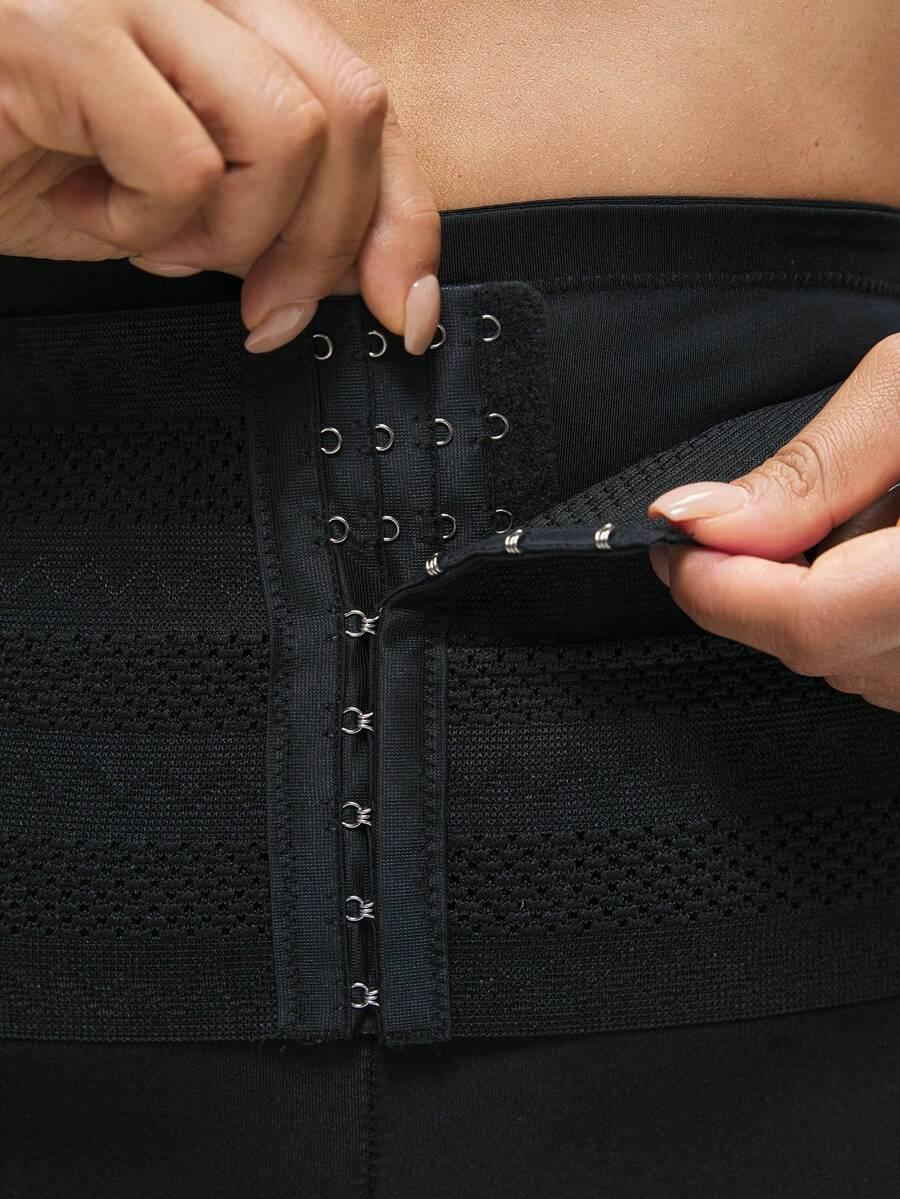 czarne legginsy modelujące