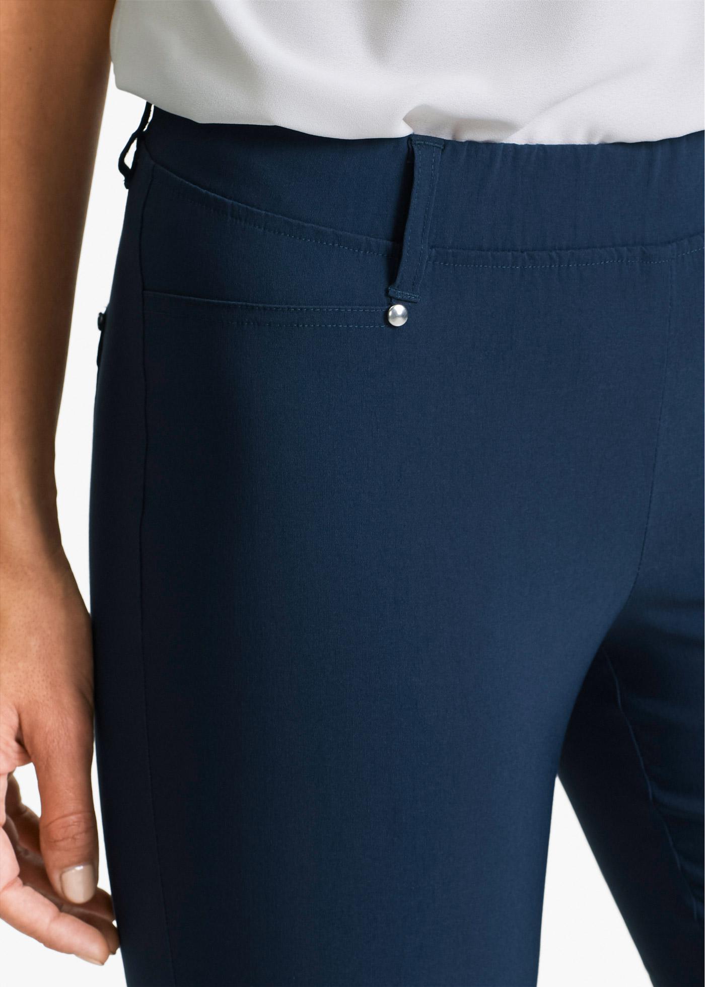granatowe spodnie casual 