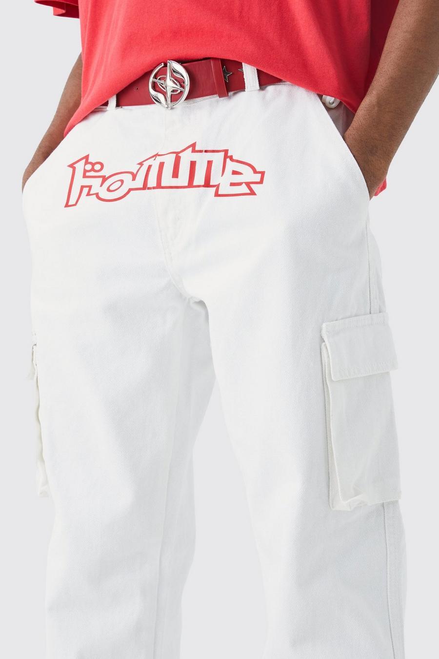 białe proste spodnie jeans cargo kieszenie nadruk