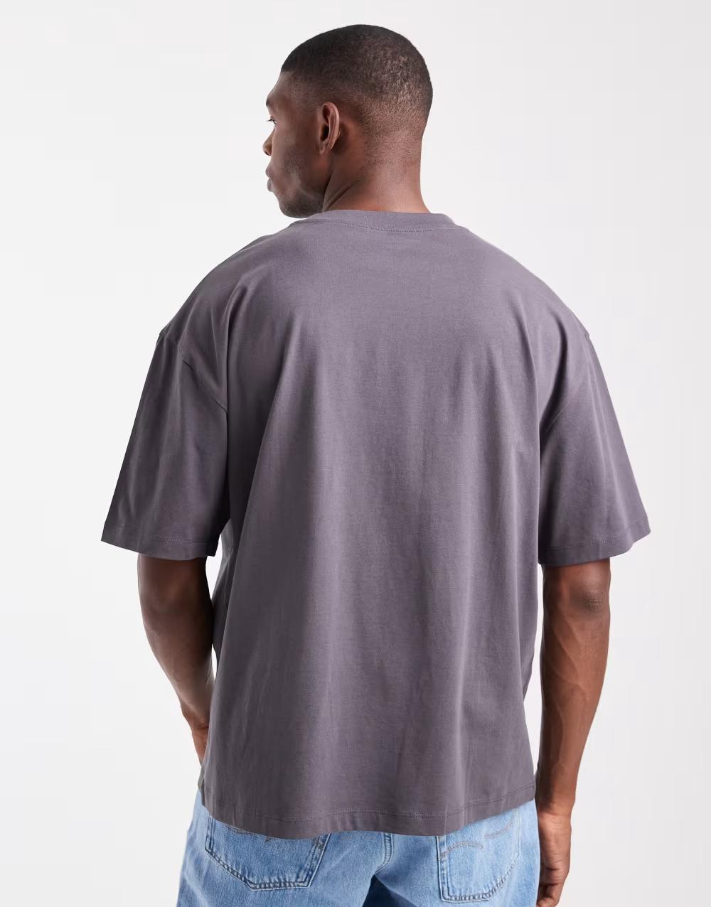 szary gładki t-shirt