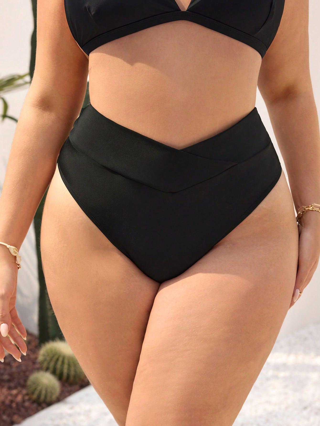 czarny dół od bikini