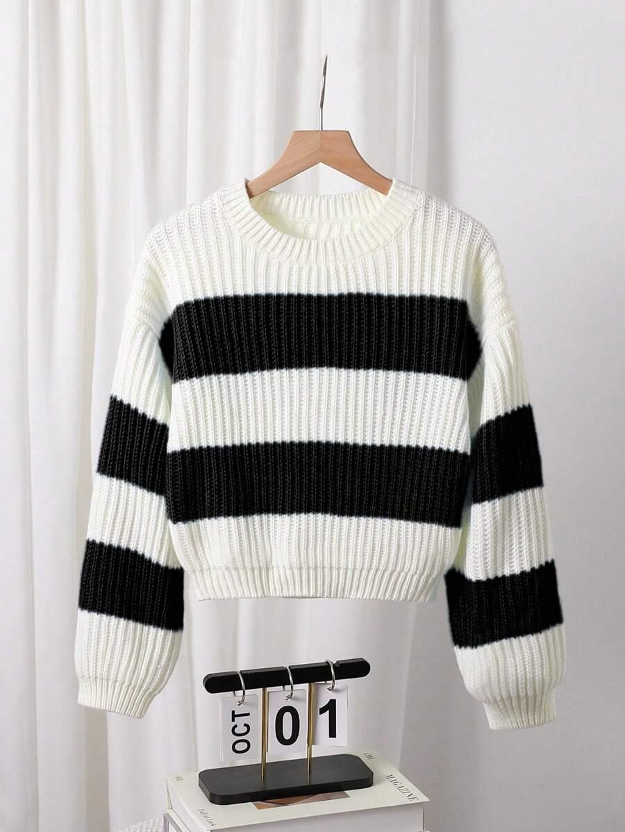 SWETER W PASKI 