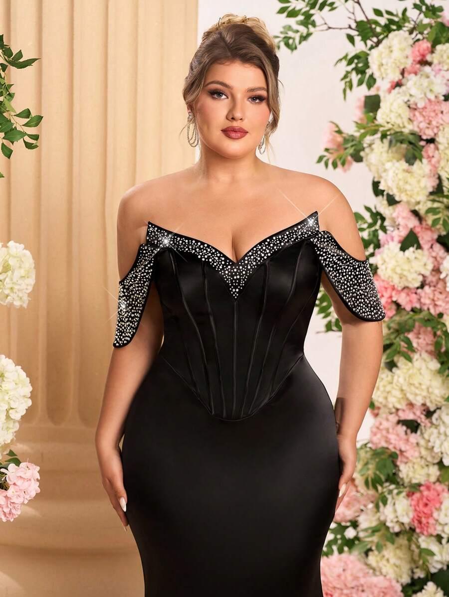 CZARNA MAXI SUKIENKA