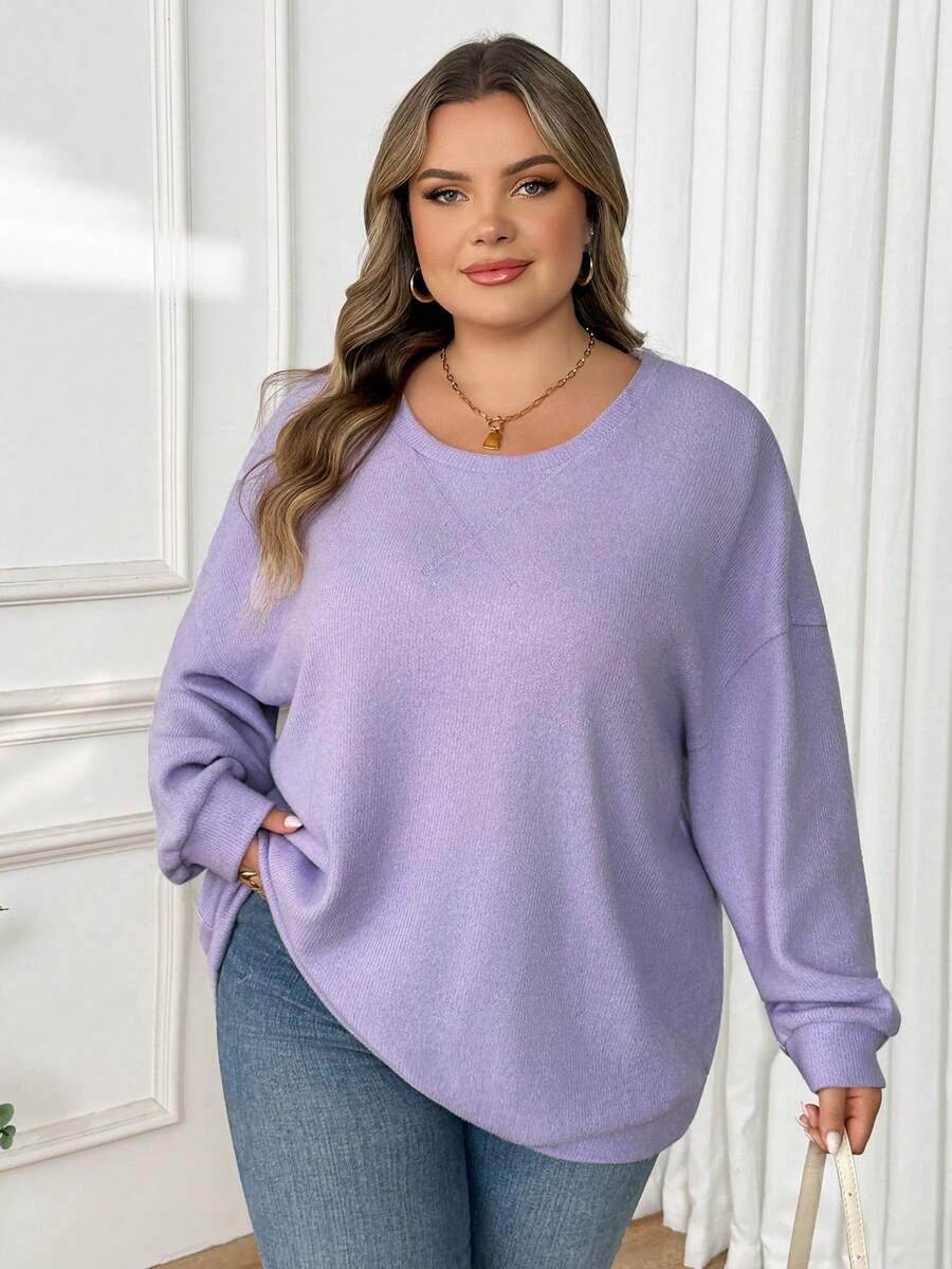 fioletowy sweter okrągły dekolt 