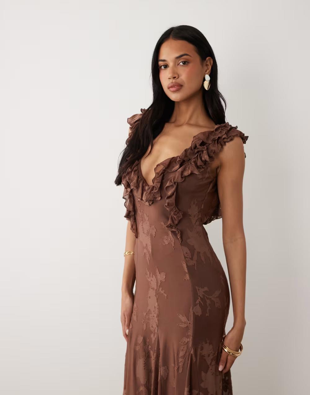 BRĄZOWA MAXI SUKIENKA V-NECK