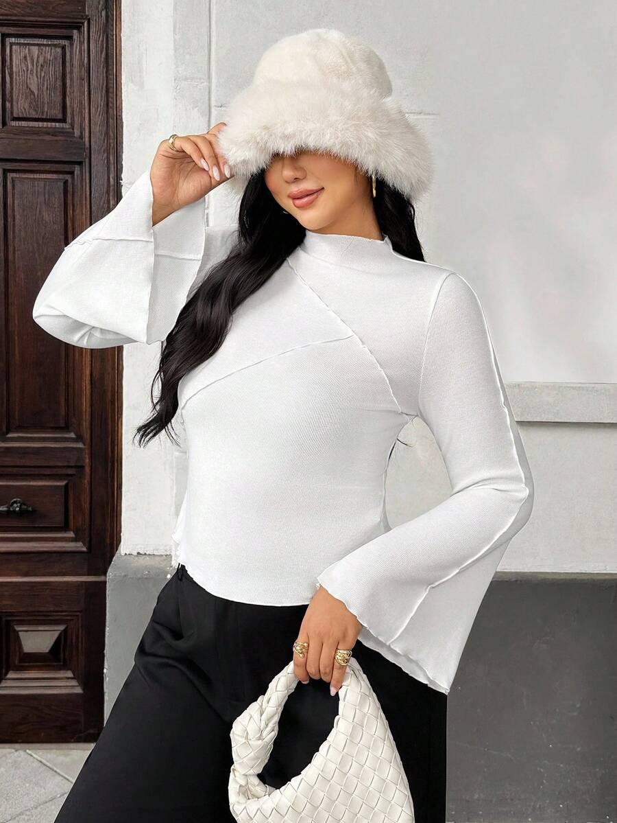 ELEGANCKA BLUZKA DAMSKA REGULAR Z DŁUGIM RĘKAWEM I STÓJKĄ