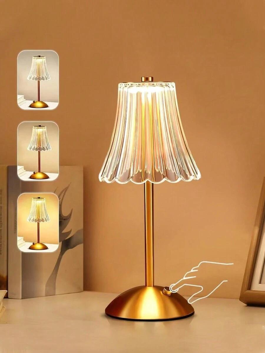 złota lampka nocna