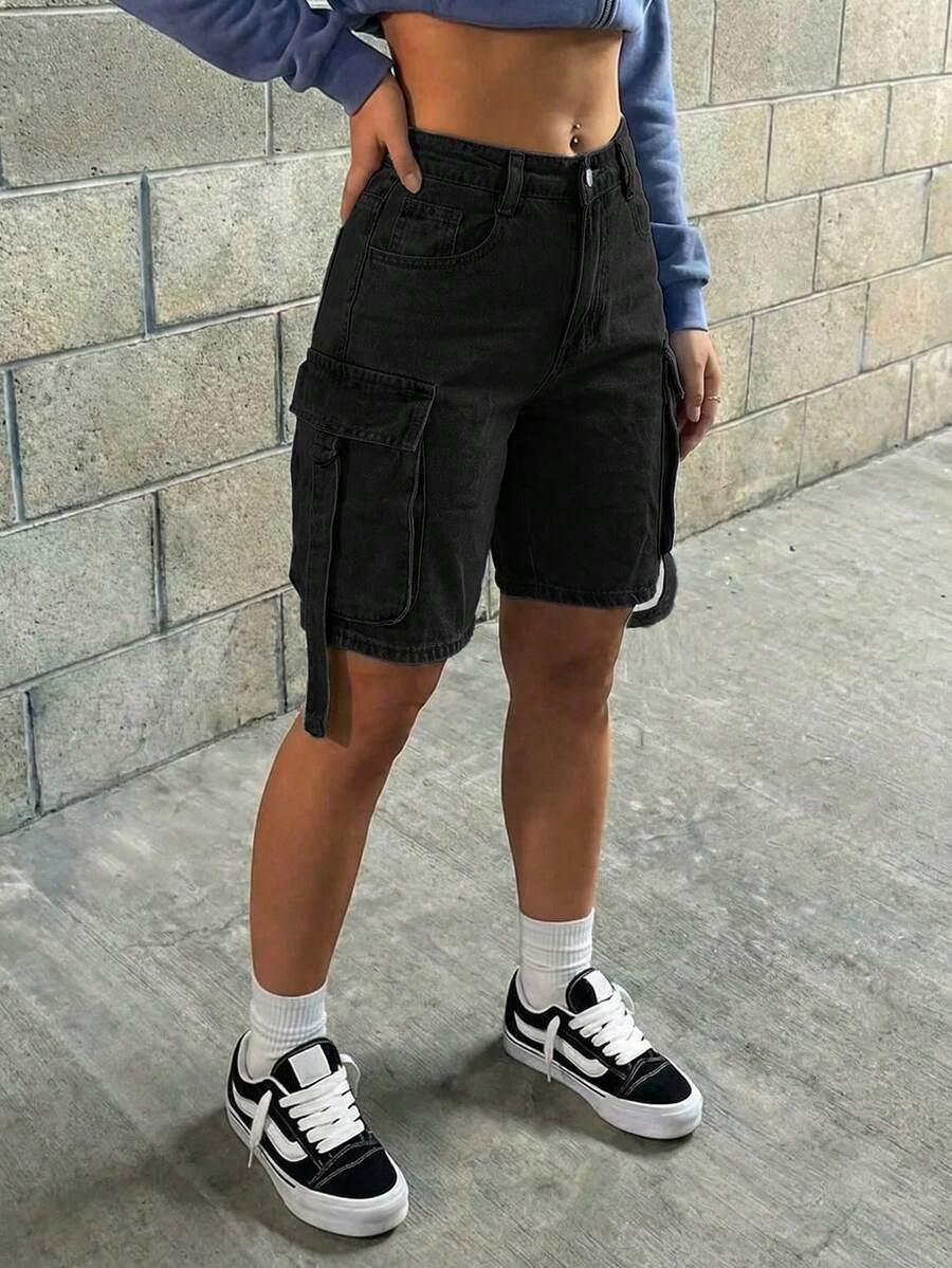 czarne cargo spodenki jeans