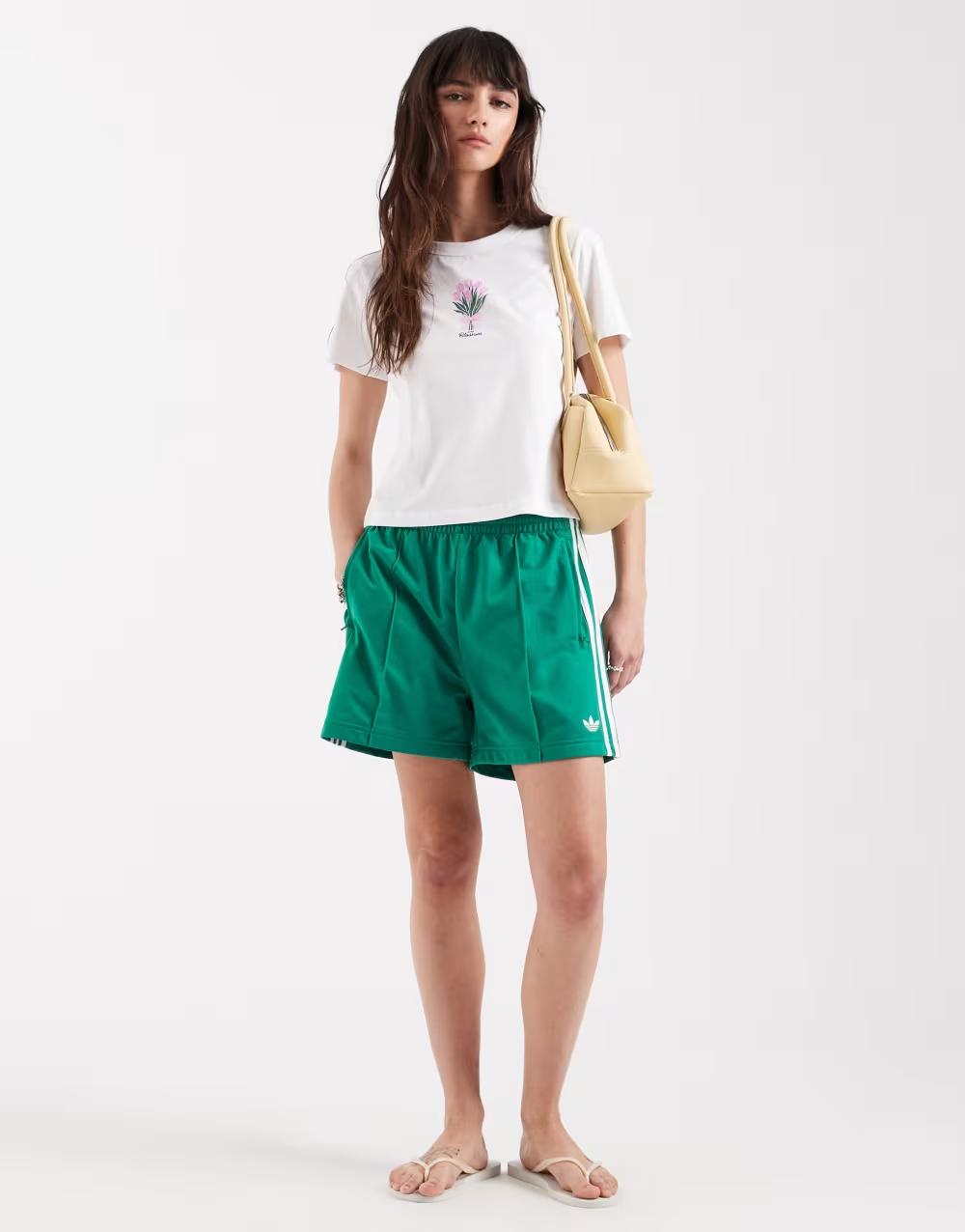 BIAŁY T-SHIRT OKRĄGŁY DEKOLT PRINT