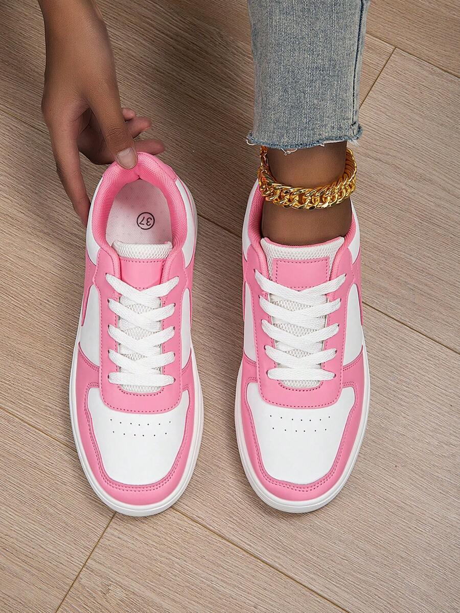 różowe buty sportowe