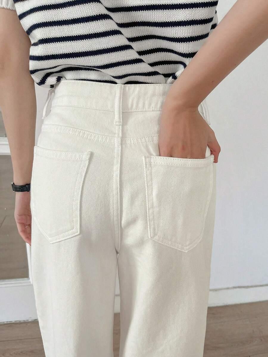 białe spodnie jeans 