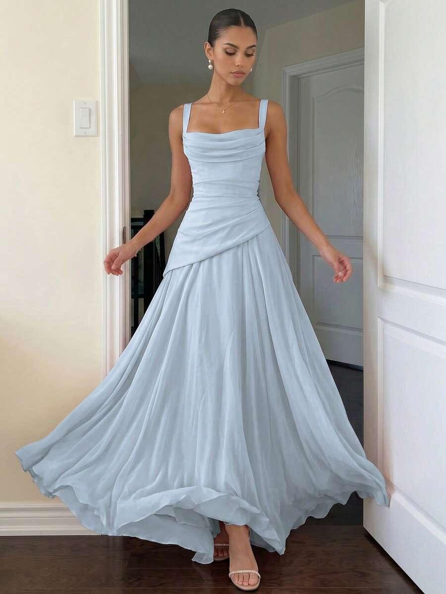 niebieska maxi sukienka