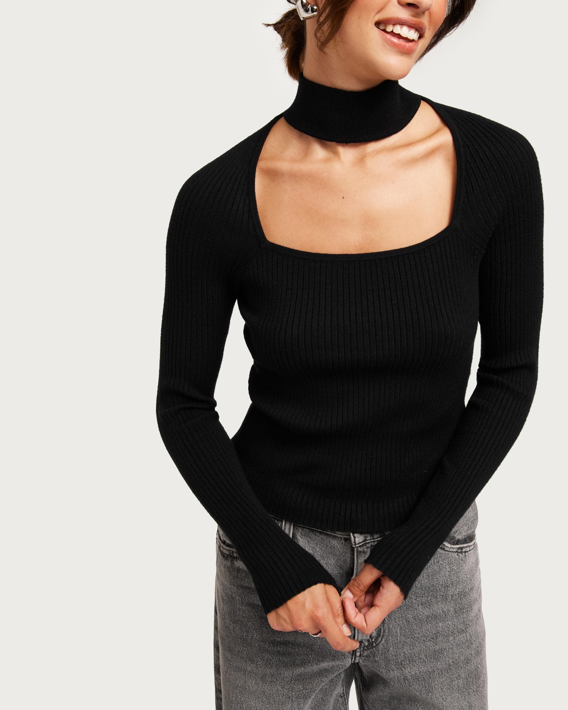 CZARNY DOPASOWANY SWETER PRĄŻKI CHOKER NA SZYJĘ