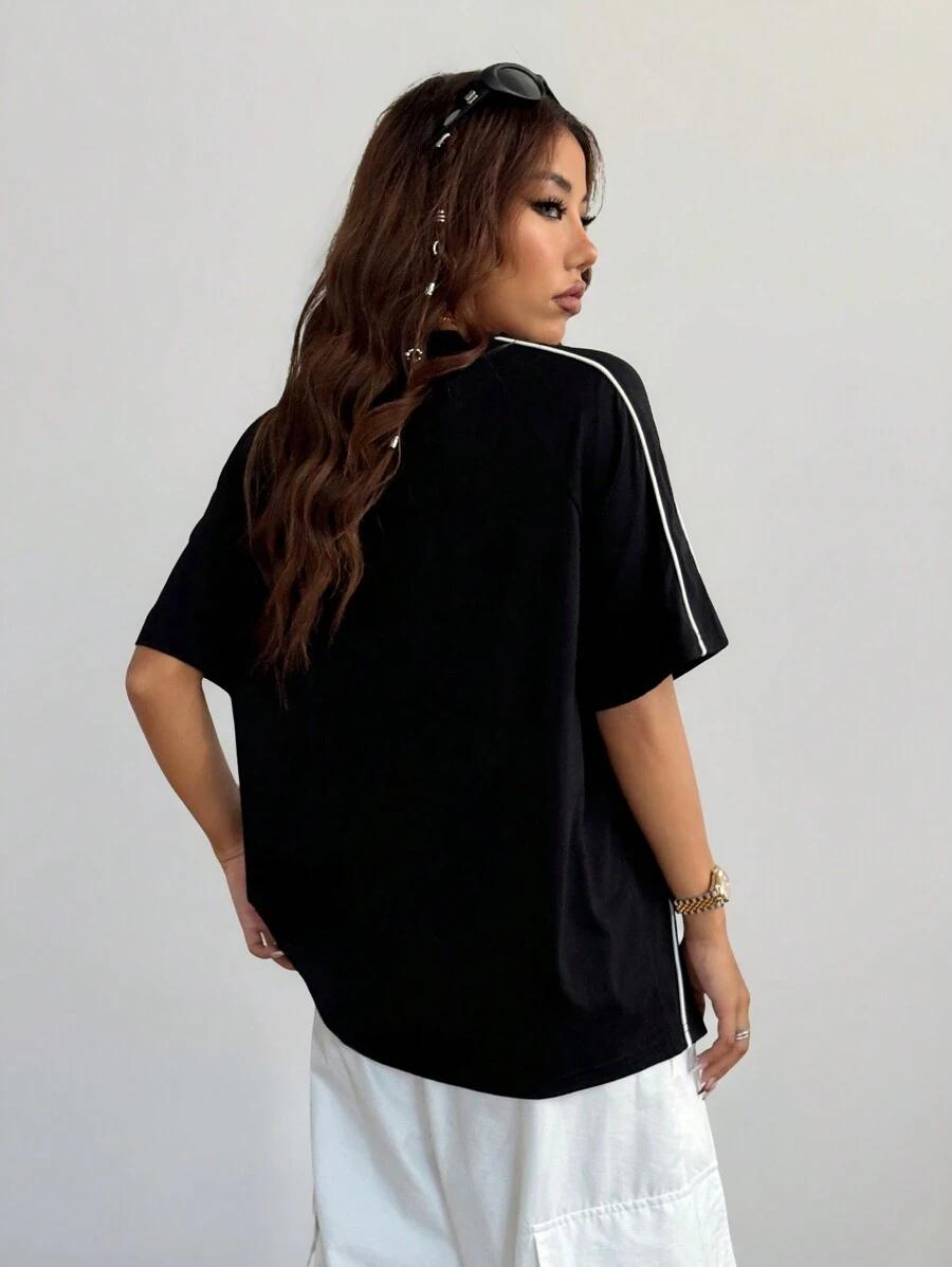 CZARNY T-SHIRT NADRUK 