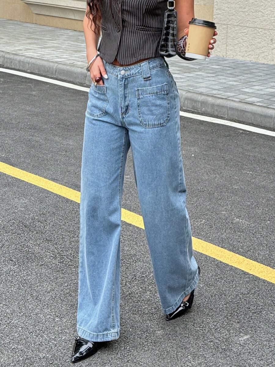 niebieskie spodnie jeans 