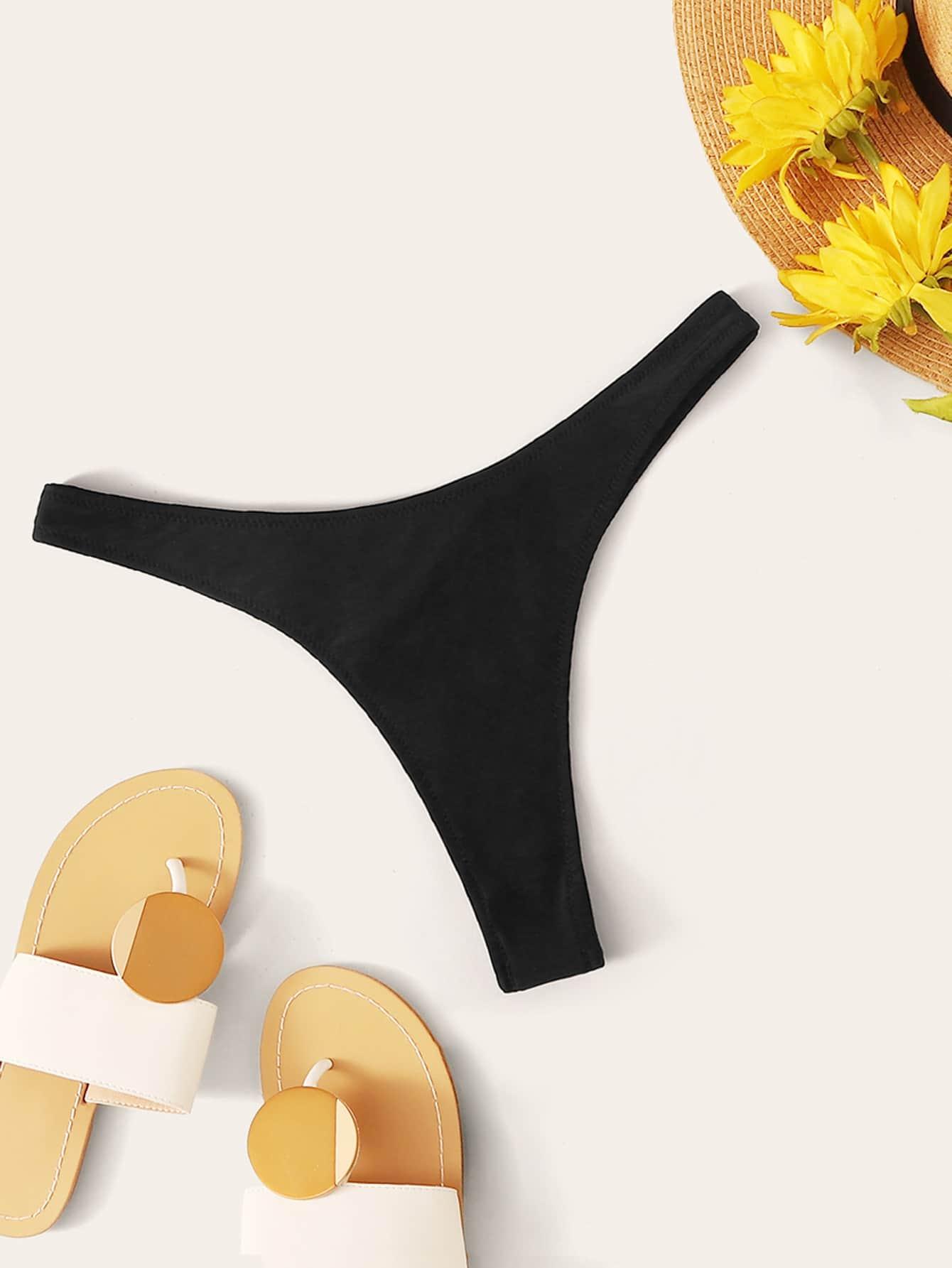 CZARNY DÓŁ OD BIKINI TEKSTURA 