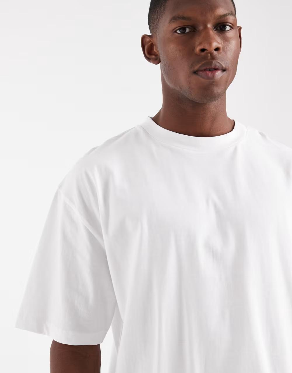 BIAŁY T-SHIRT OKRĄGŁY DEKOLT casual