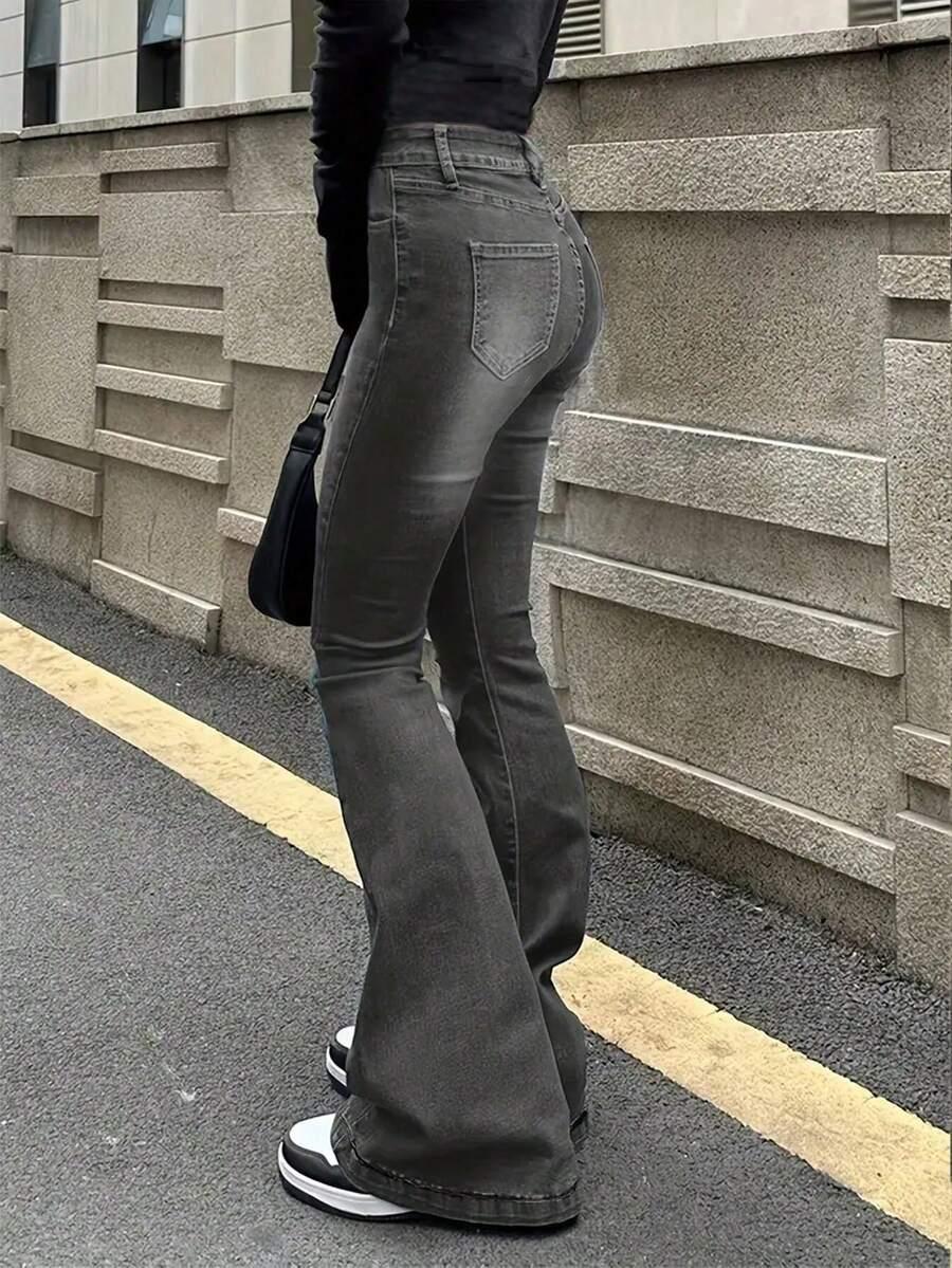 szare spodnie jeans