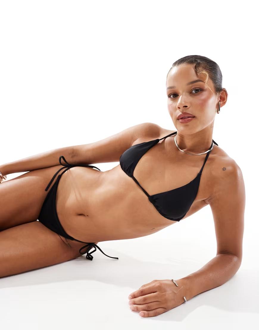 CZARNY DÓŁ OD BIKINI