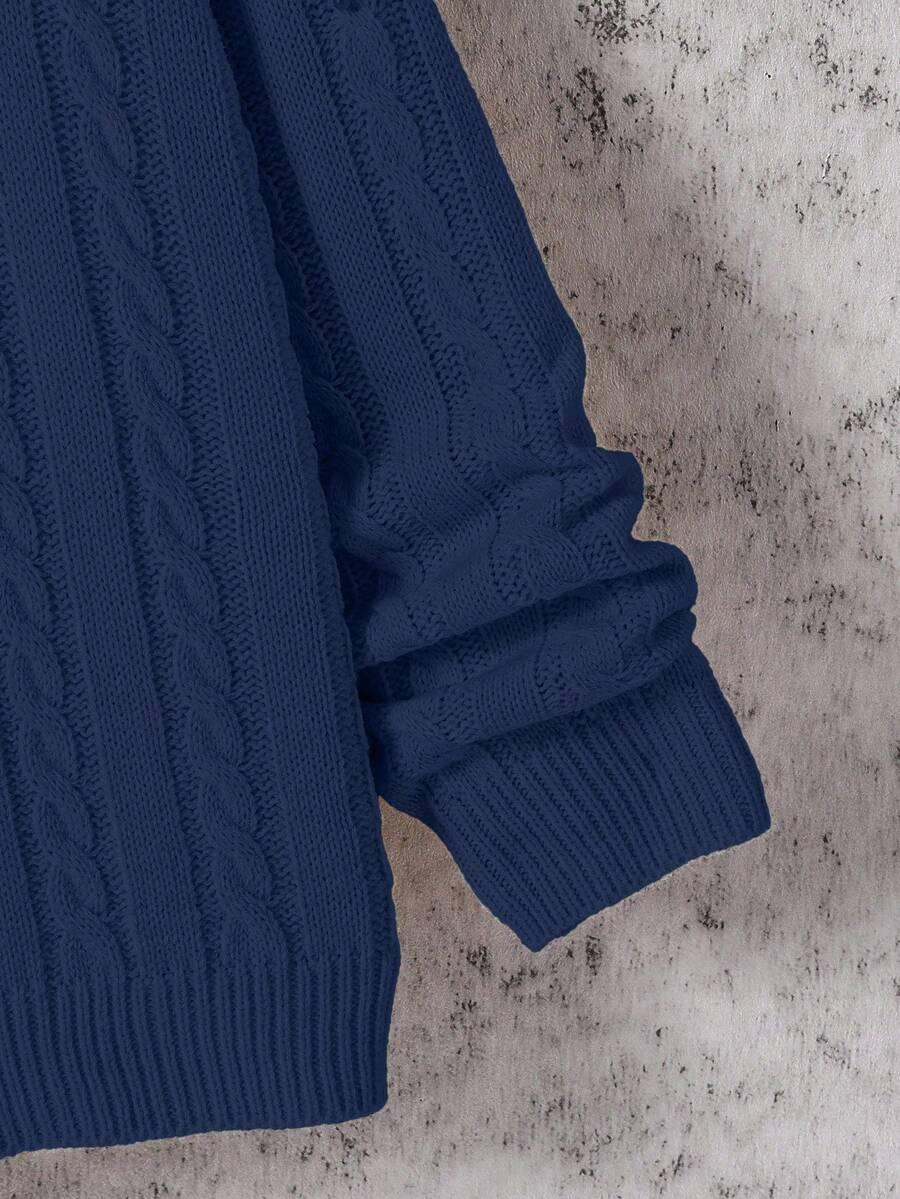 granatowy dzianinowy sweter 