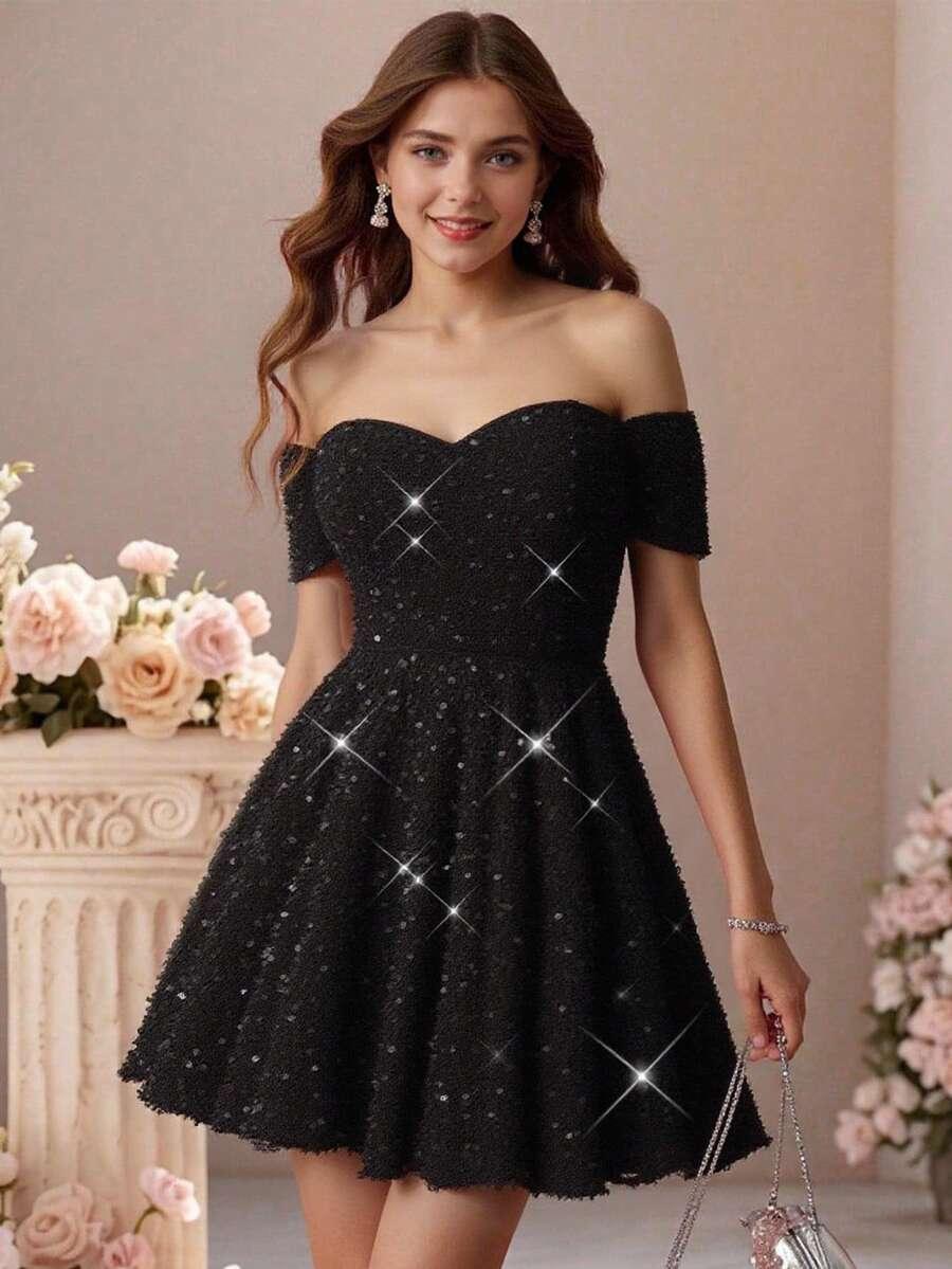 czarna mini sukienka zdobienie