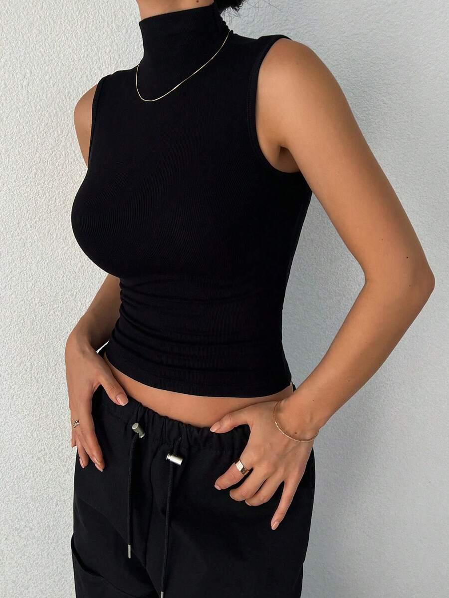 CZARNY KLASYCZNY TOP 