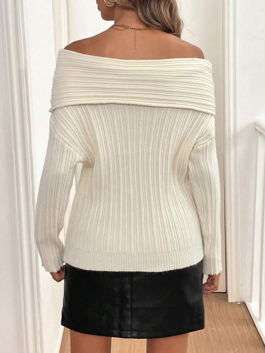  SWETER Z ODKRYTYMI RAMIONAMI