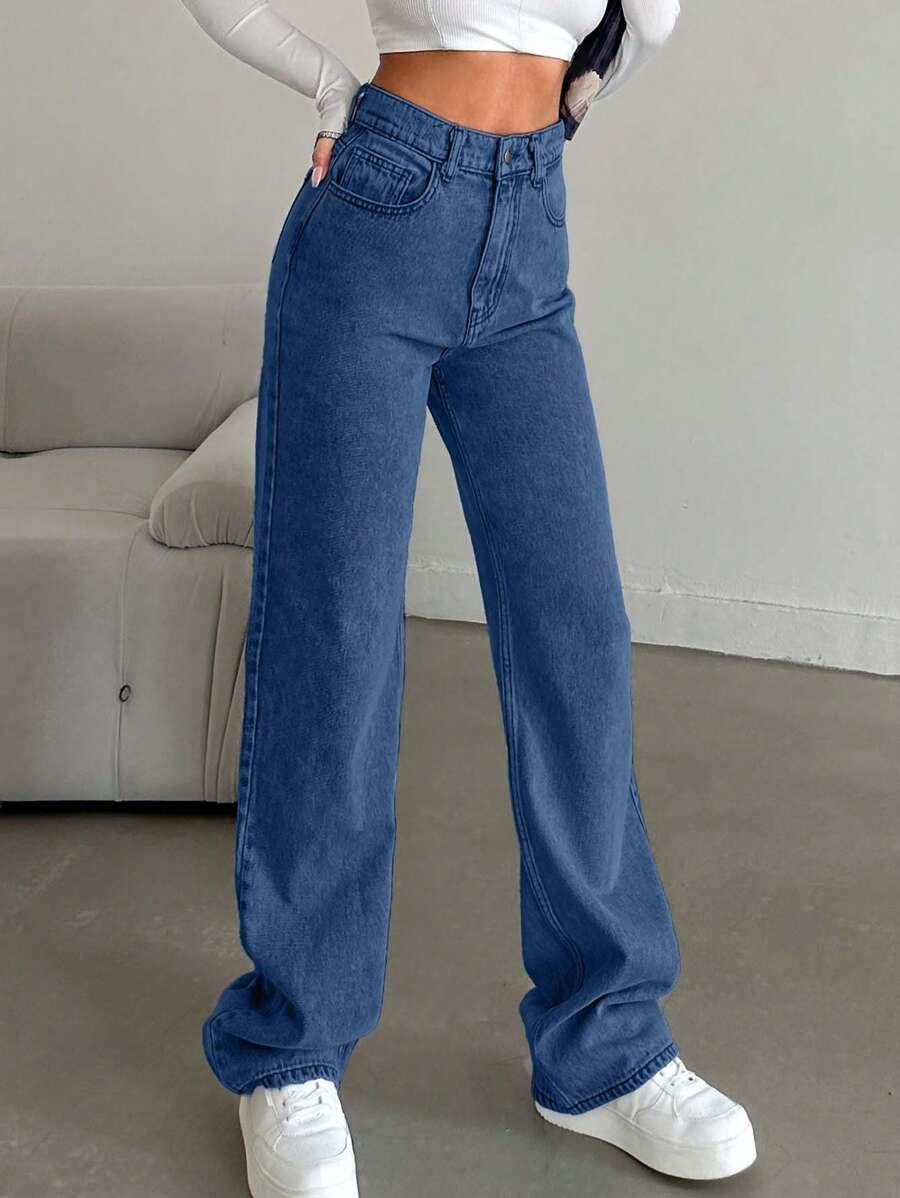 niebieskie spodnie jeans 