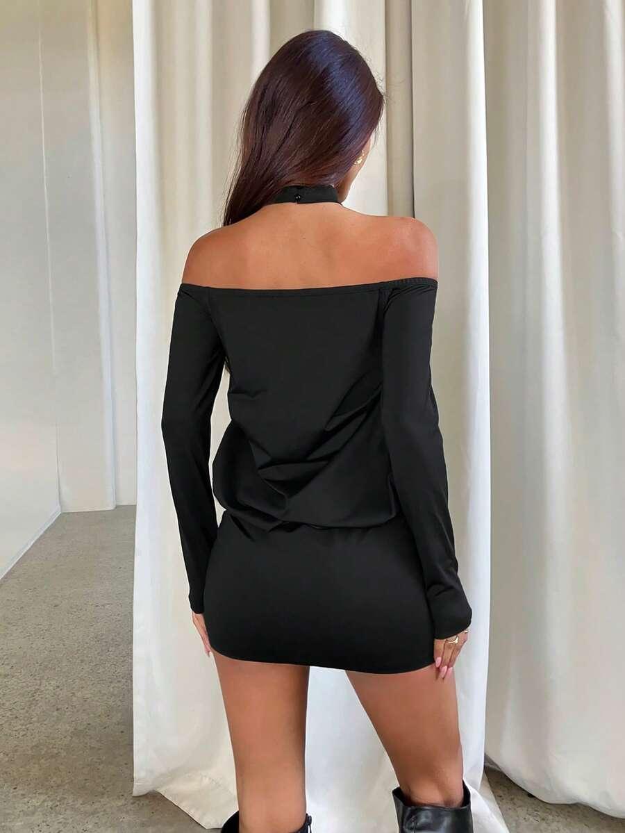 czarna mini sukienka