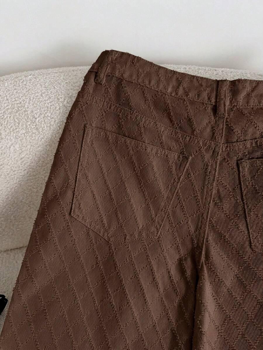 brązowe spodnie jeans