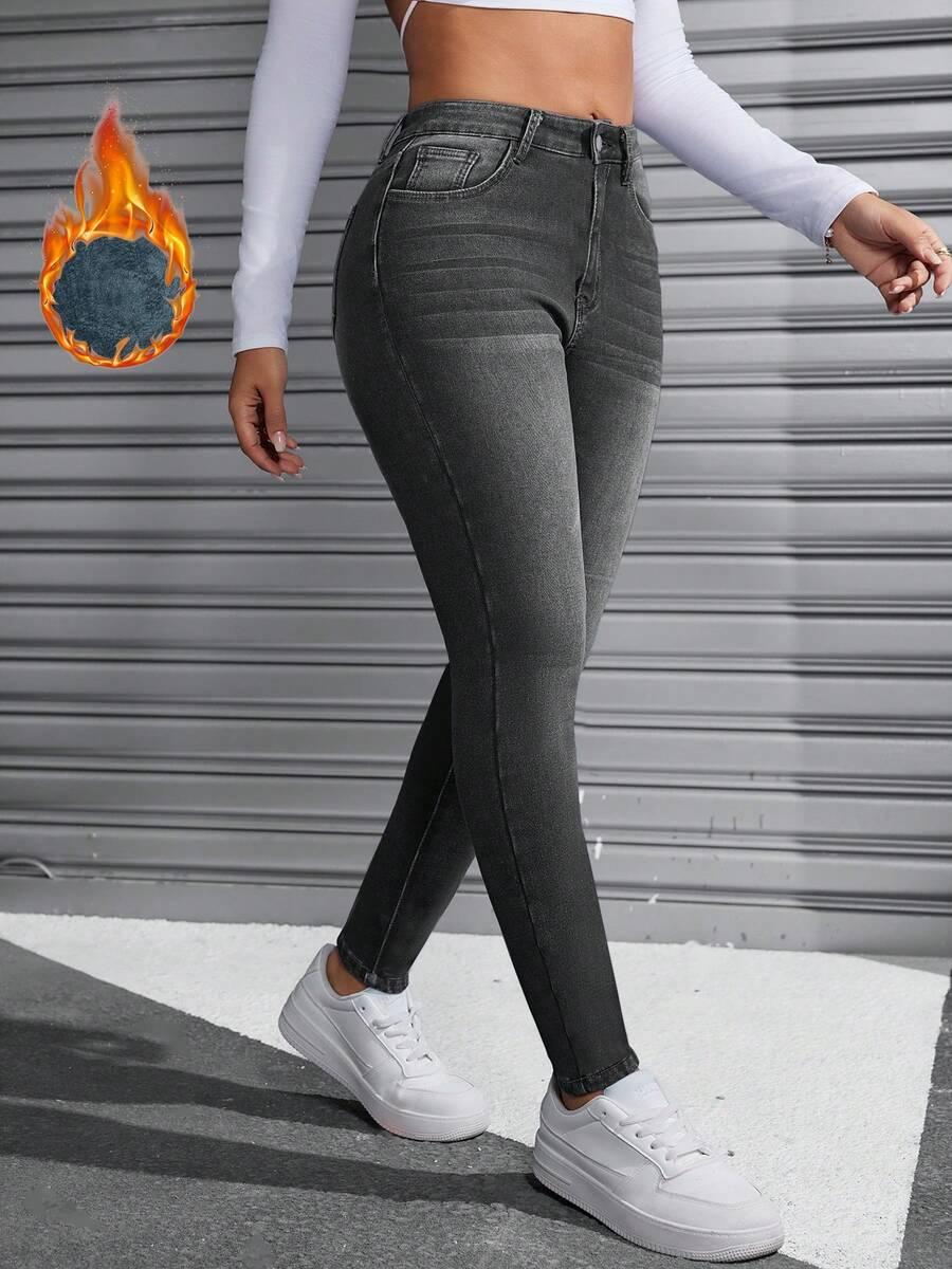 szare spodnie jeans