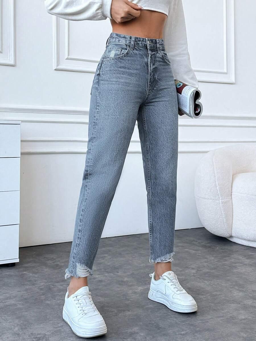 niebieskie spodnie jeans rurki przetarcia