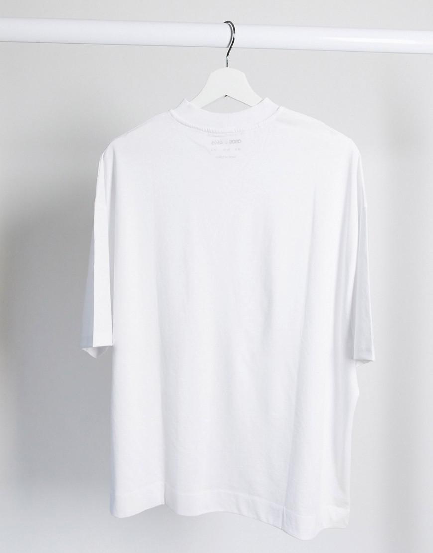 biały t-shirt oversize nadruk