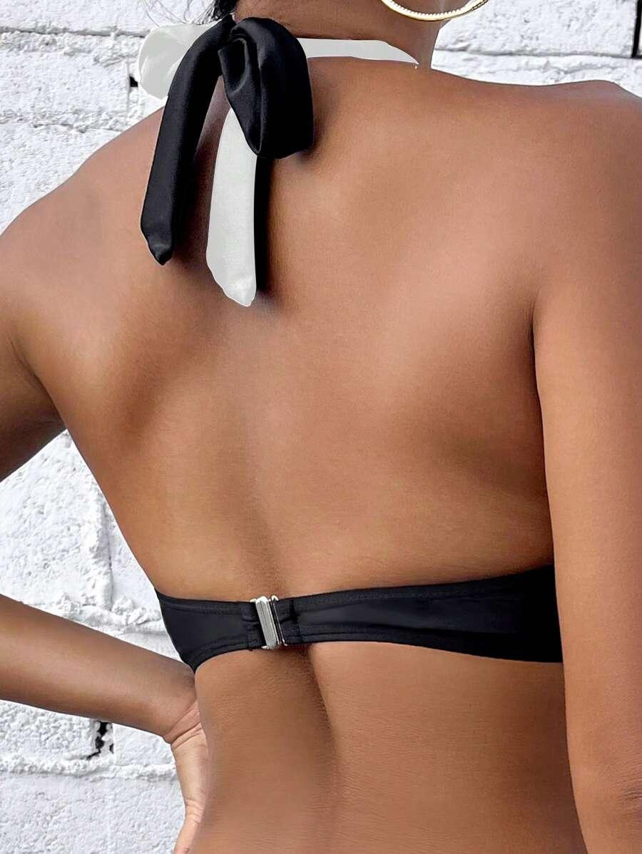 góra od bikini kontrast